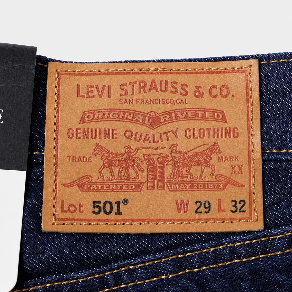 Levi's 501 セルビッジデニム ボタンフライ ストレート デニムパンツ（赤耳）