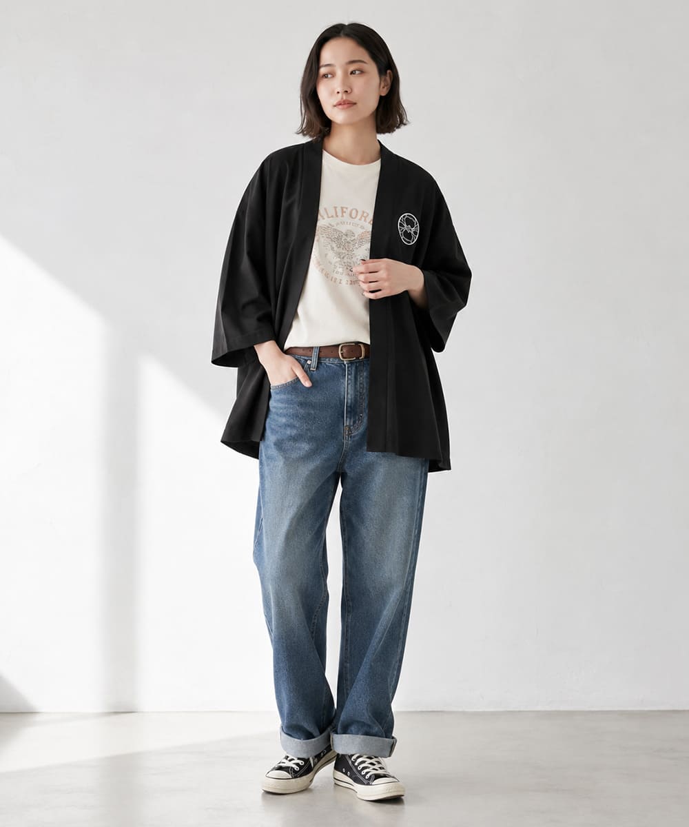 天狗(BK)着用 女性モデル デニムコーデ